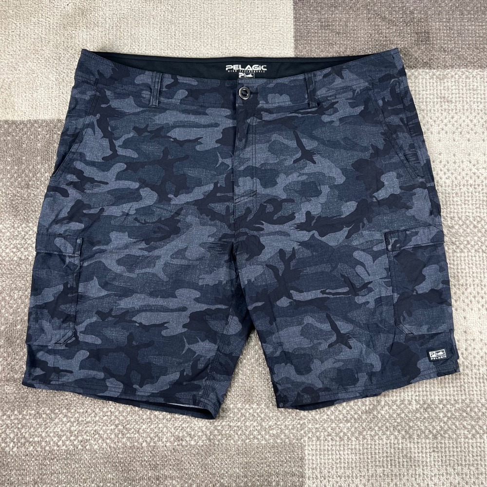 Pelagic High Performance Mens Size 42 Blue Camo Fishing Cargo Board Shorts